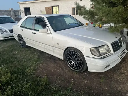 Mercedes-Benz S 320 1995 года за 5 000 000 тг. в Астана – фото 11