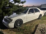 Mercedes-Benz S 320 1995 годаfor5 000 000 тг. в Астана – фото 4