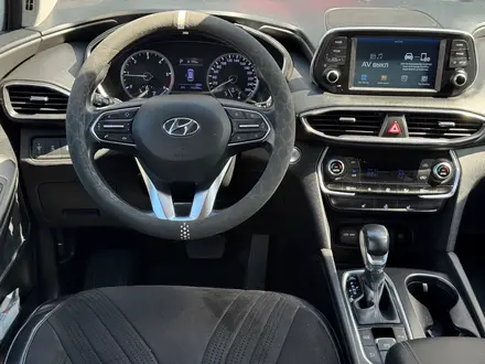 Hyundai Santa Fe 2020 года за 10 000 000 тг. в Караганда – фото 11