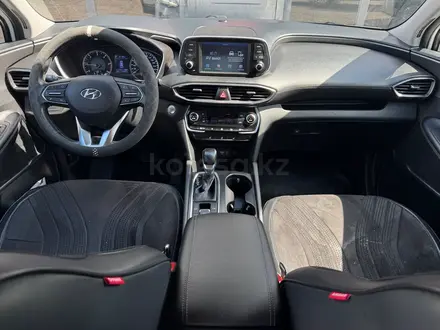 Hyundai Santa Fe 2020 года за 10 000 000 тг. в Караганда – фото 10