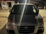 Hyundai Starex 2007 года за 3 700 000 тг. в Актобе – фото 2