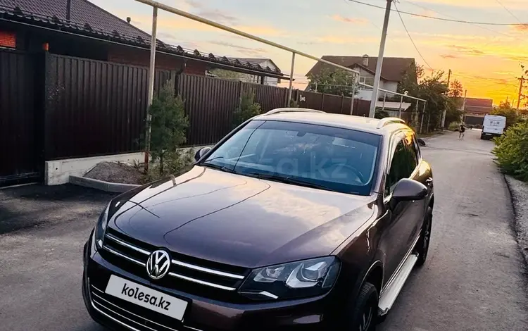 Volkswagen Touareg 2011 года за 11 200 000 тг. в Алматы