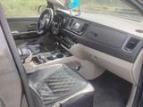 Kia Sedona 2015 годаүшін9 500 000 тг. в Экибастуз – фото 2