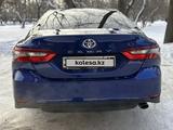 Toyota Camry 2023 года за 16 800 000 тг. в Петропавловск – фото 4