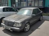 Mercedes-Benz E 220 1995 годаүшін1 100 000 тг. в Алматы