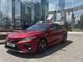Toyota Camry 2019 года за 11 000 000 тг. в Шымкент