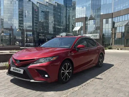 Toyota Camry 2019 года за 13 750 000 тг. в Алматы – фото 5