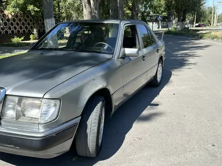 Mercedes-Benz E 200 1993 года за 1 400 000 тг. в Тараз – фото 6