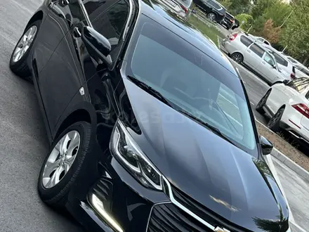 Chevrolet Onix 2025 года за 6 350 000 тг. в Астана – фото 7