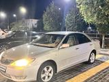 Toyota Camry 2005 годаүшін4 400 000 тг. в Атырау – фото 2