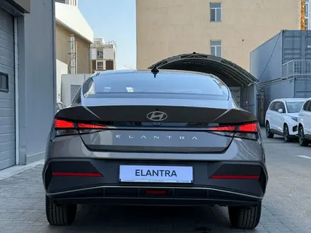 Hyundai Elantra Smart 2026 года за 8 890 000 тг. в Шымкент – фото 7
