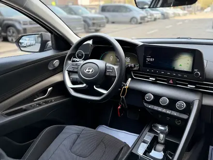 Hyundai Elantra Smart 2026 года за 8 890 000 тг. в Шымкент – фото 38