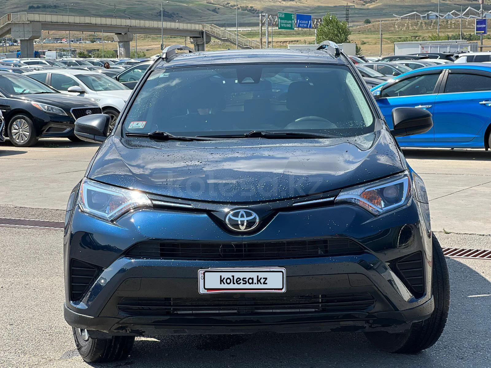 Toyota RAV4 2017 г.