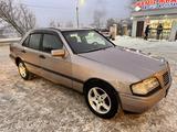 Mercedes-Benz C 180 1993 года за 1 100 000 тг. в Усть-Каменогорск – фото 3