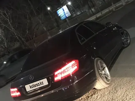 Mercedes-Benz E 200 2010 года за 9 200 000 тг. в Экибастуз – фото 6