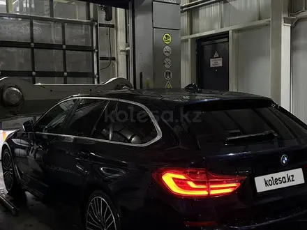BMW 520 2018 года за 17 500 000 тг. в Алматы – фото 6