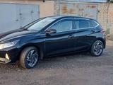 Hyundai i20 2023 года за 7 890 000 тг. в Костанай – фото 3