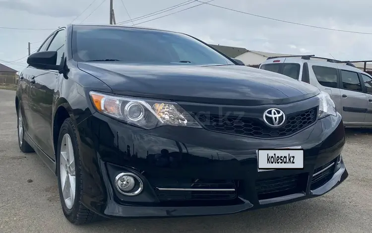 Toyota Camry 2014 года за 5 400 000 тг. в Атырау