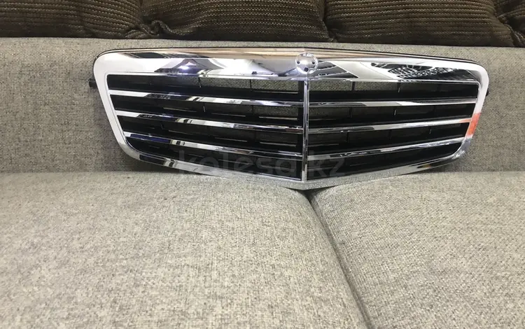 Решётка радиатора Mercedes E-class, W212 до рестайлингүшін40 000 тг. в Алматы