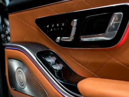 Mercedes-Benz S 450 4MATIC 2025 года за 120 000 000 тг. в Астана – фото 6