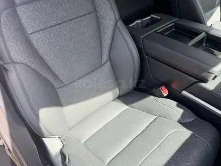 Toyota Tundra 2024 года за 40 500 000 тг. в Алматы – фото 29