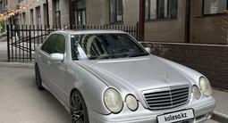 Mercedes-Benz E 320 2001 годаүшін5 500 000 тг. в Алматы – фото 4