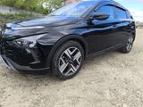 Hyundai Bayon 2023 года за 8 250 000 тг. в Петропавловск – фото 2