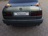 Volkswagen Vento 1992 года за 1 200 000 тг. в Караганда – фото 4