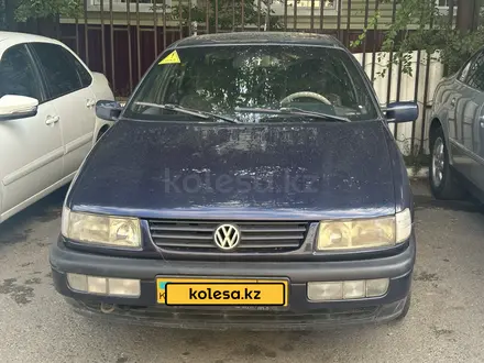 Volkswagen Passat 1994 года за 1 700 000 тг. в Костанай – фото 4