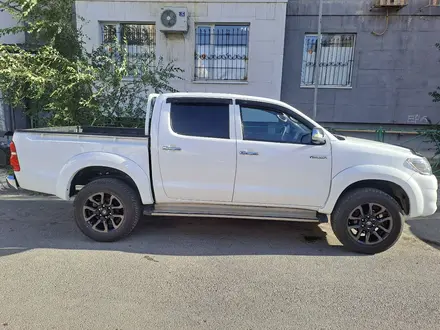 Toyota Hilux 2013 года за 6 500 000 тг. в Шымкент – фото 2