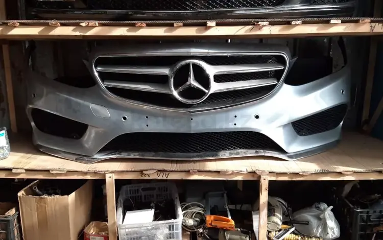 Бампер Mercedes-Benz E-Class (W212) AMG рестайлинг за 120 000 тг. в Алматы