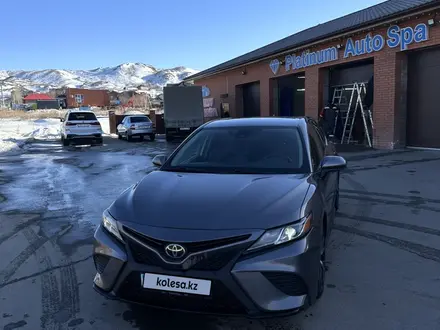 Toyota Camry 2019 года за 12 500 000 тг. в Усть-Каменогорск – фото 5