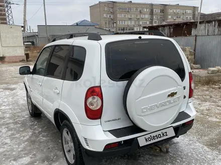 Chevrolet Niva 2014 года за 3 000 000 тг. в Атырау – фото 5