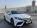 Toyota Camry 2020 годаfor13 800 000 тг. в Алматы – фото 3