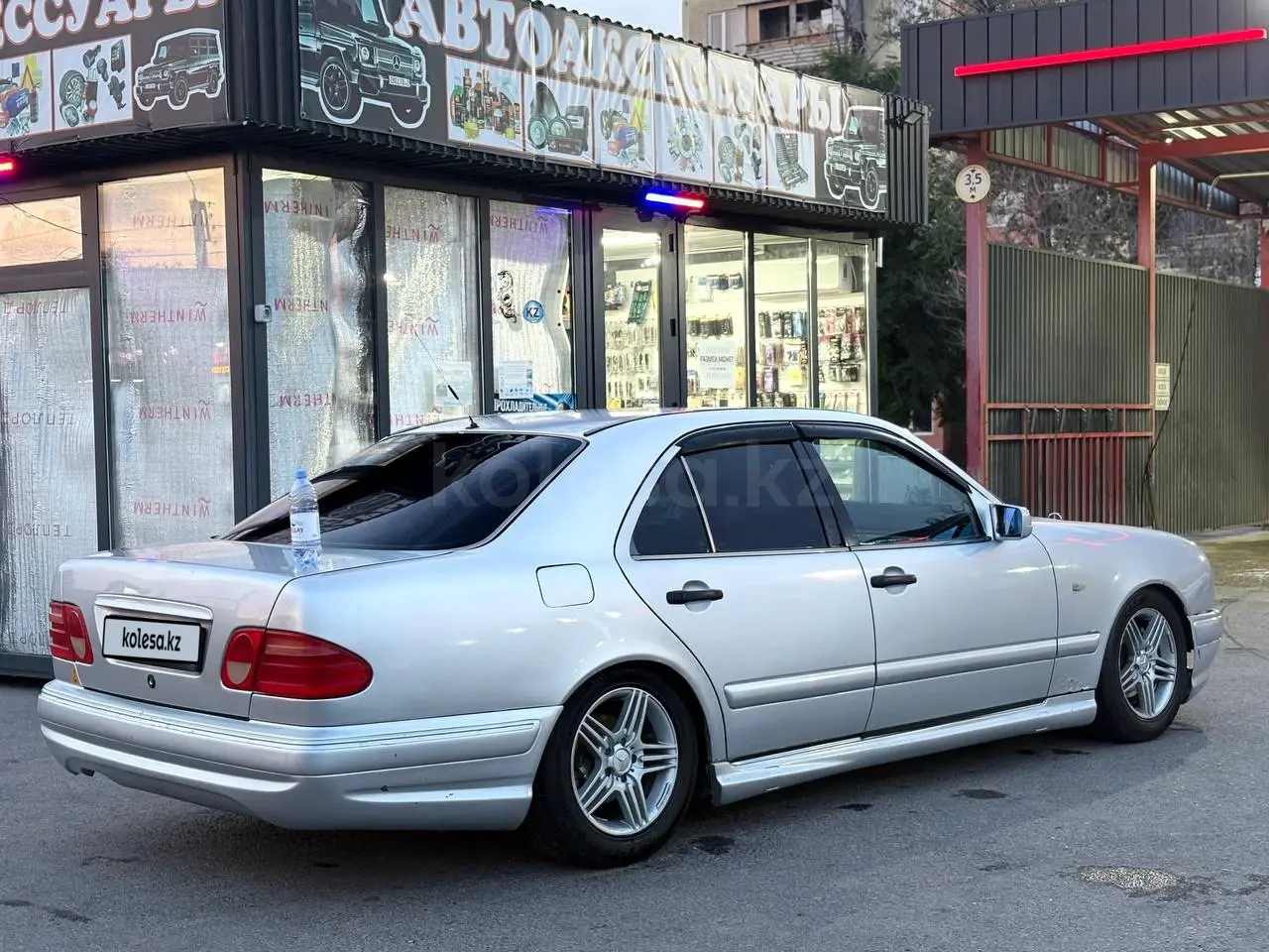 Mercedes-Benz E-Class, 1997