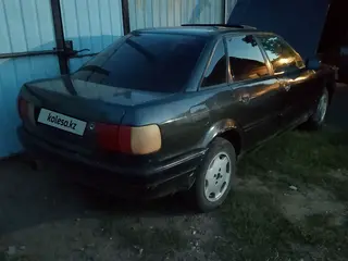 Audi 80