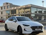 Hyundai Sonata 2022 годаүшін11 100 000 тг. в Атырау – фото 2