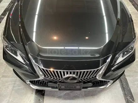 Lexus ES 250 2018 года за 18 200 000 тг. в Алматы – фото 5