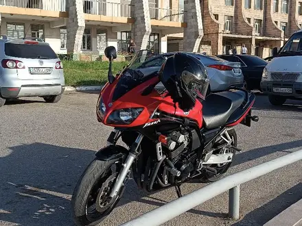 Yamaha  FZS600 Fazer 2003 года за 1 800 000 тг. в Алматы – фото 2