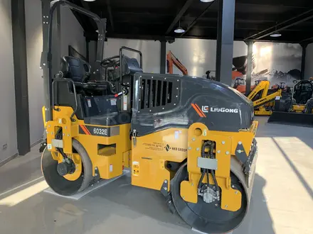 LiuGong  Каток CLG 6032E 2025 года за 13 125 000 тг. в Алматы