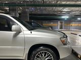 Toyota Highlander 2004 года за 7 600 000 тг. в Астана – фото 2