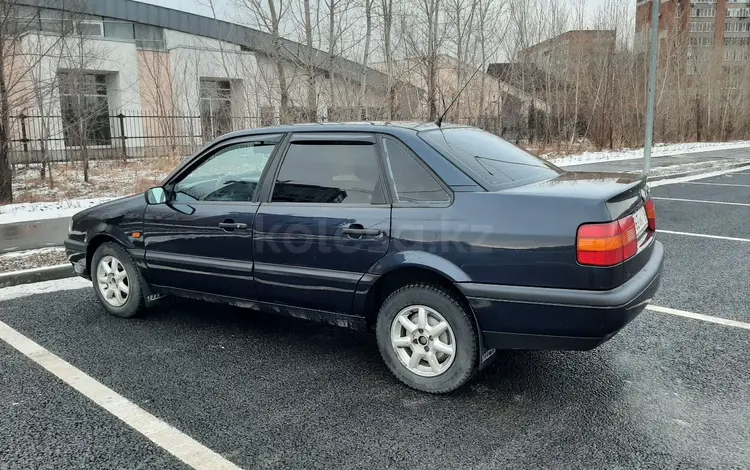 Volkswagen Passat 1995 годаүшін2 150 000 тг. в Усть-Каменогорск