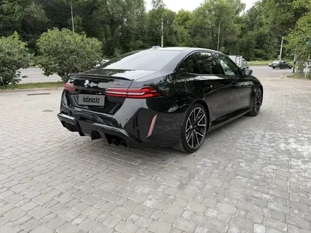 BMW M5 2024 года за 85 000 000 тг. в Алматы – фото 4