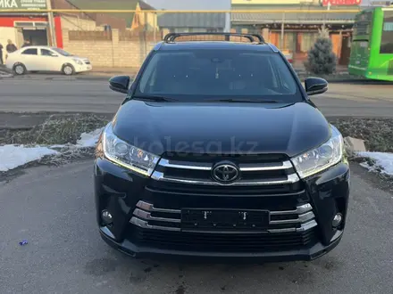 Toyota Highlander 2019 годаүшін19 500 000 тг. в Алматы – фото 12