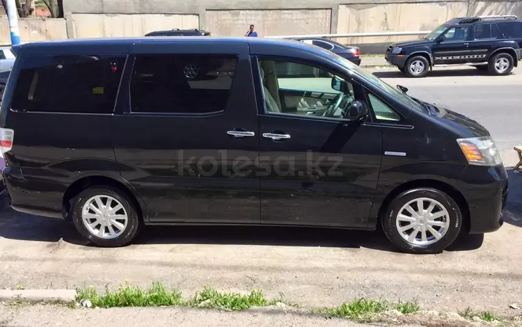 Toyota Alphard 2006 года за 8 500 000 тг. в Атырау