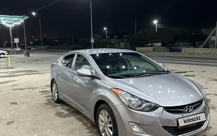 Hyundai Elantra 2013 годаfor6 000 000 тг. в Жанаозен