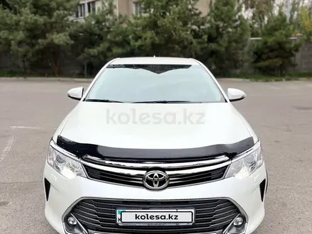 Toyota Camry 2017 года за 10 800 000 тг. в Алматы – фото 17