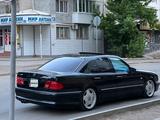Mercedes-Benz E 320 1998 годаүшін5 500 000 тг. в Уральск