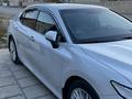 Toyota Camry 2019 года за 14 200 000 тг. в Актау – фото 2