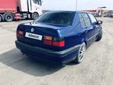 Volkswagen Vento 1993 года за 1 350 000 тг. в Уральск – фото 2